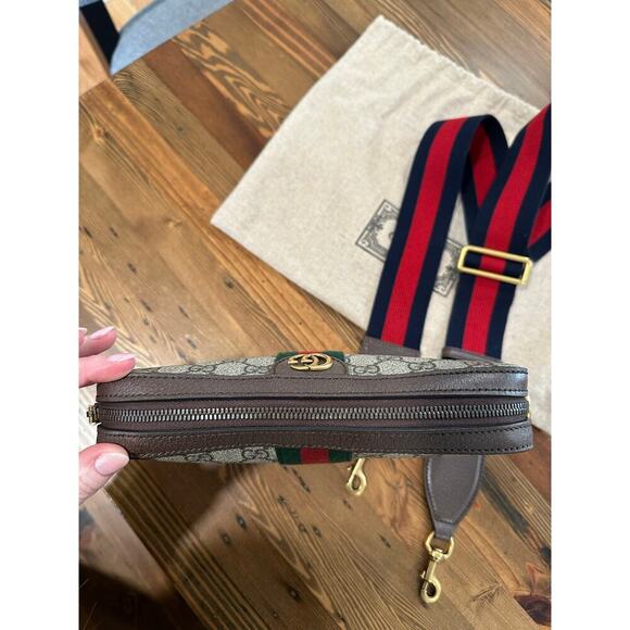 Gucci Ophidia Small Crossbody - Picture 5 of 16